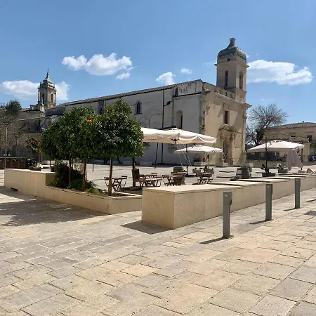 Giardino Botanico Semesterbostad Ragusa
