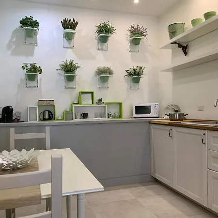 Giardino Botanico بيت للعطل *